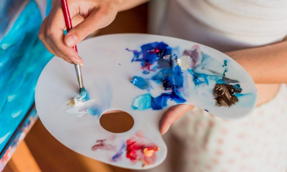 Art Therapy offers an emotional outlet for those living with a Traumatic Brain Injury (TBI)