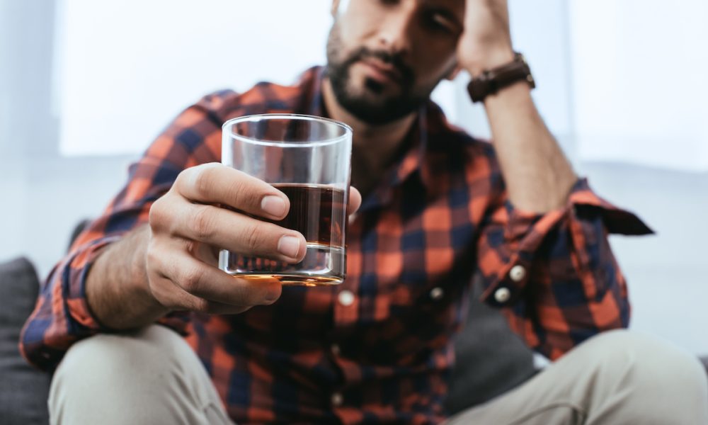 How alcohol affects the brain
