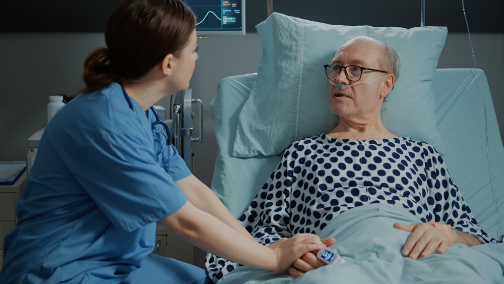 Experts call for tailored MS care in older adults