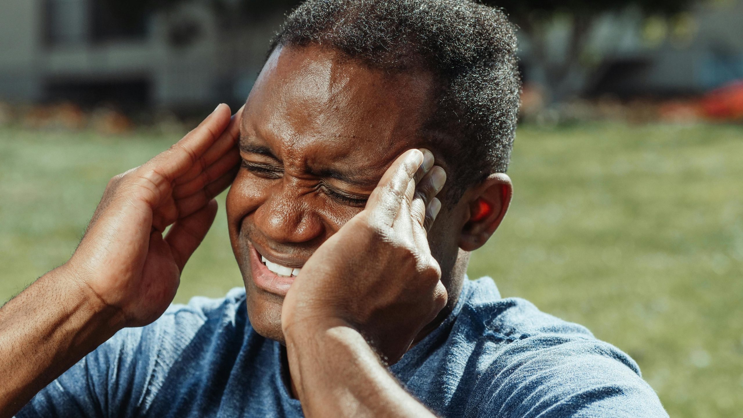 Migraine with aura associated with higher stroke risk in middle-aged and older adults