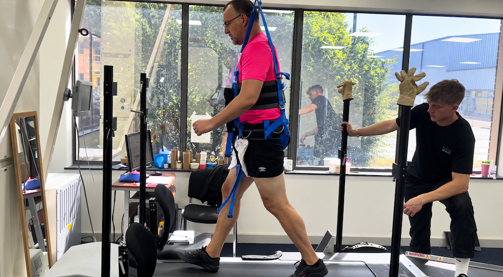 Can meaningful changes still occur 10 Years after spinal cord injury?