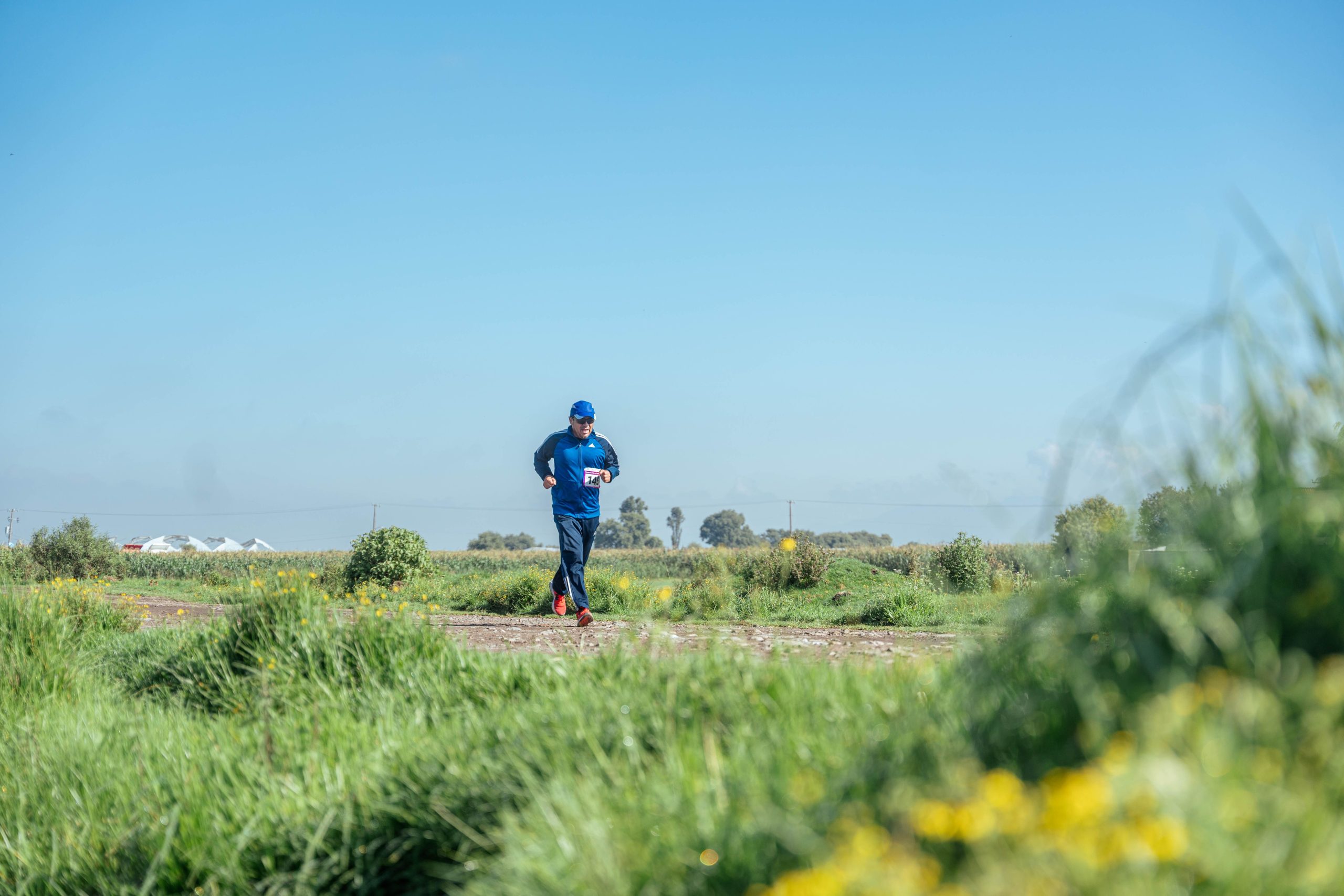 Former Rugby pro closes in on world record in fundraising challenge